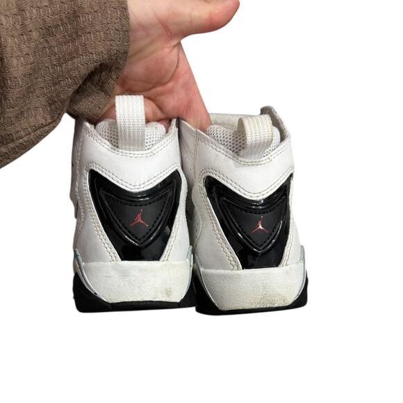 Air Jordan Youth Size 5Y True Flight White Black High Top Basketball Sneakers - Picture 6 of 8